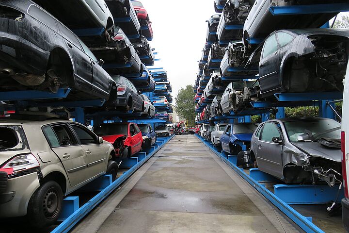 Draagarmstellingen voor auto-recyclers